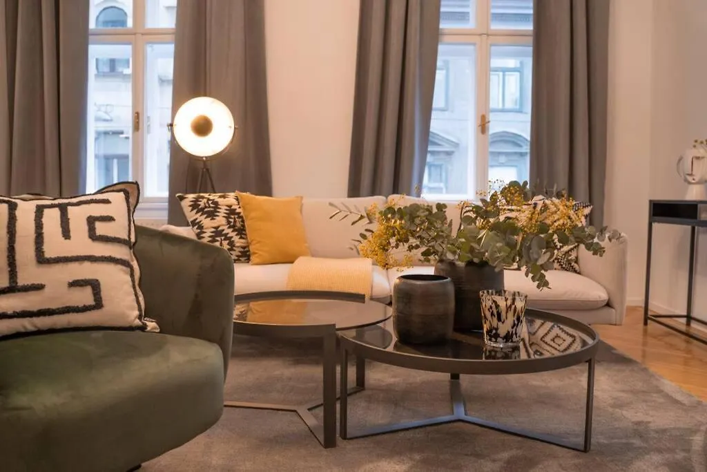 Daire Josef'S Home I Pink Flamingo I Deluxe Suite Viyana